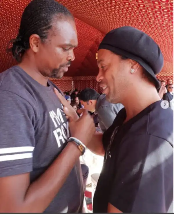 Football legends, Kanu and Ronaldinho pictured together (Photos)